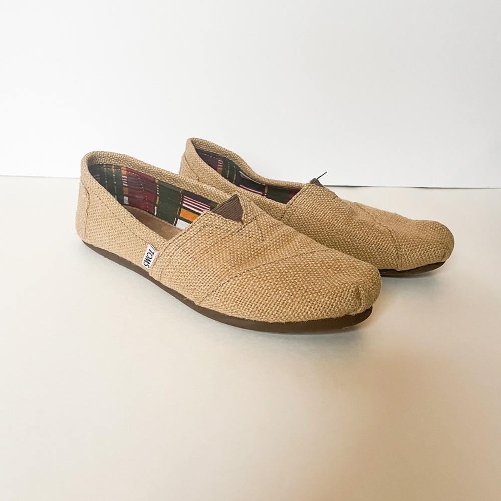 TOMS Classic Natural Burlap Loafer size 7.5W